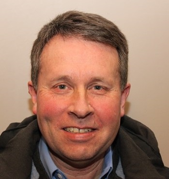 Rune Holanger style=